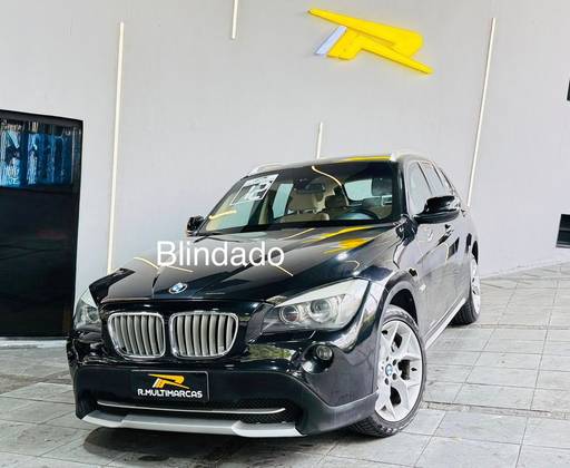 BMW X1 2.0 16V TURBO GASOLINA XDRIVE28I 4P AUTOMÁTICO BMW X1 2.0 16V TURBO GASOLINA XDRIVE28I 4P AUTOMÁTICO